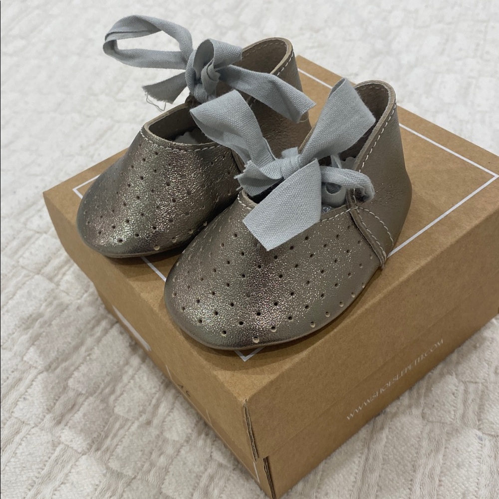 NWT Shoes Le Petit Menorca Spain Bronze baby shoes